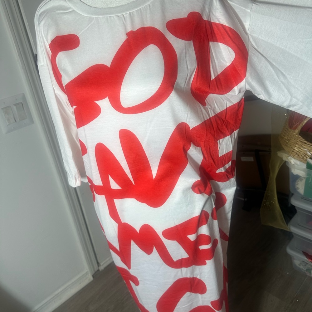God Save America Long White and Red Graphic T-Shirt